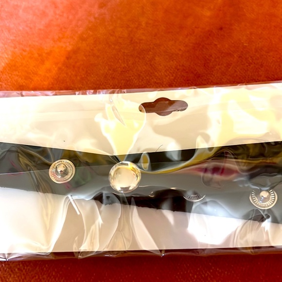 NWT 2 piece set. Bat Headband and Choker - Picture 5 of 8